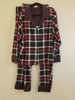 Vera Bradley Women’s Pajama Set Notch Collar Red/Black Plaid 2 Piece Size XXL.
